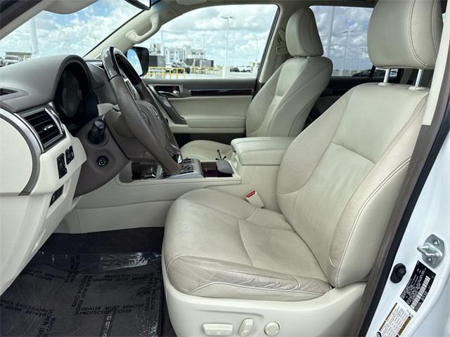 used 2019 Lexus GX 460 car, priced at $37,388