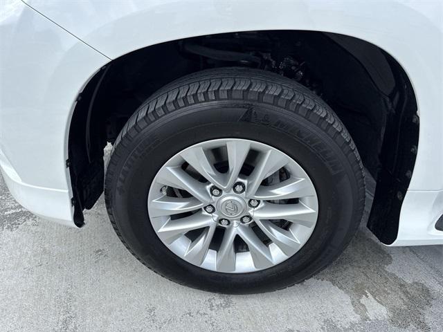 used 2019 Lexus GX 460 car, priced at $37,388