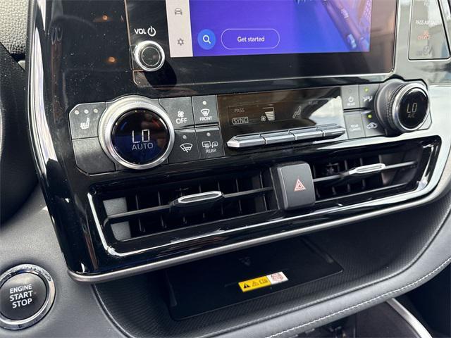 used 2023 Toyota Highlander car, priced at $36,998