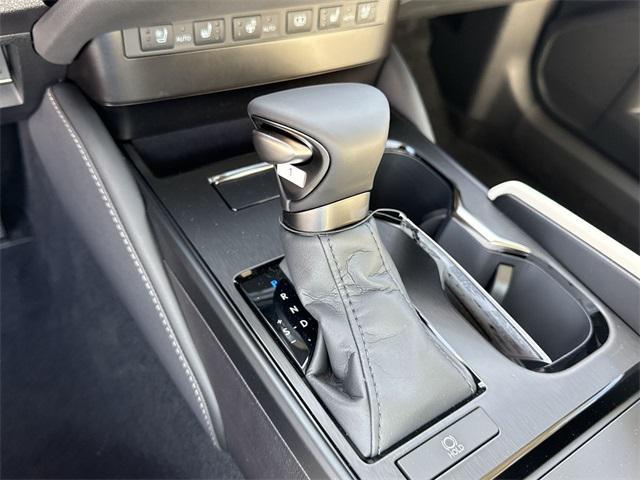 new 2025 Lexus ES 350 car, priced at $49,594