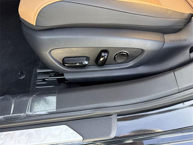 new 2025 Lexus ES 350 car, priced at $49,594