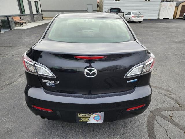 used 2013 Mazda Mazda3 car