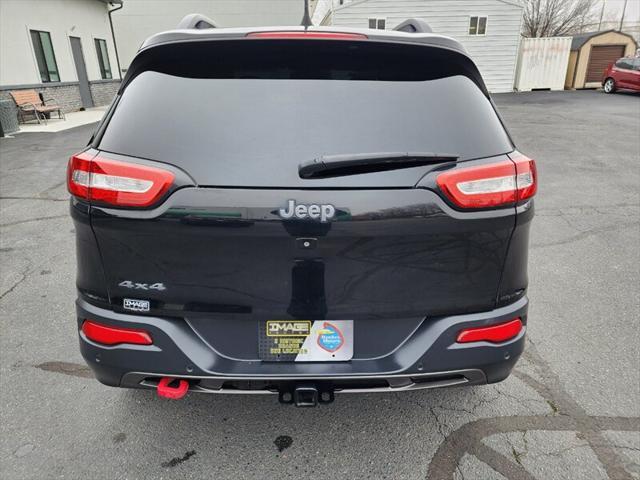 used 2018 Jeep Cherokee car