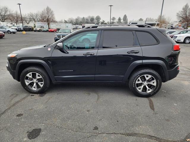 used 2018 Jeep Cherokee car