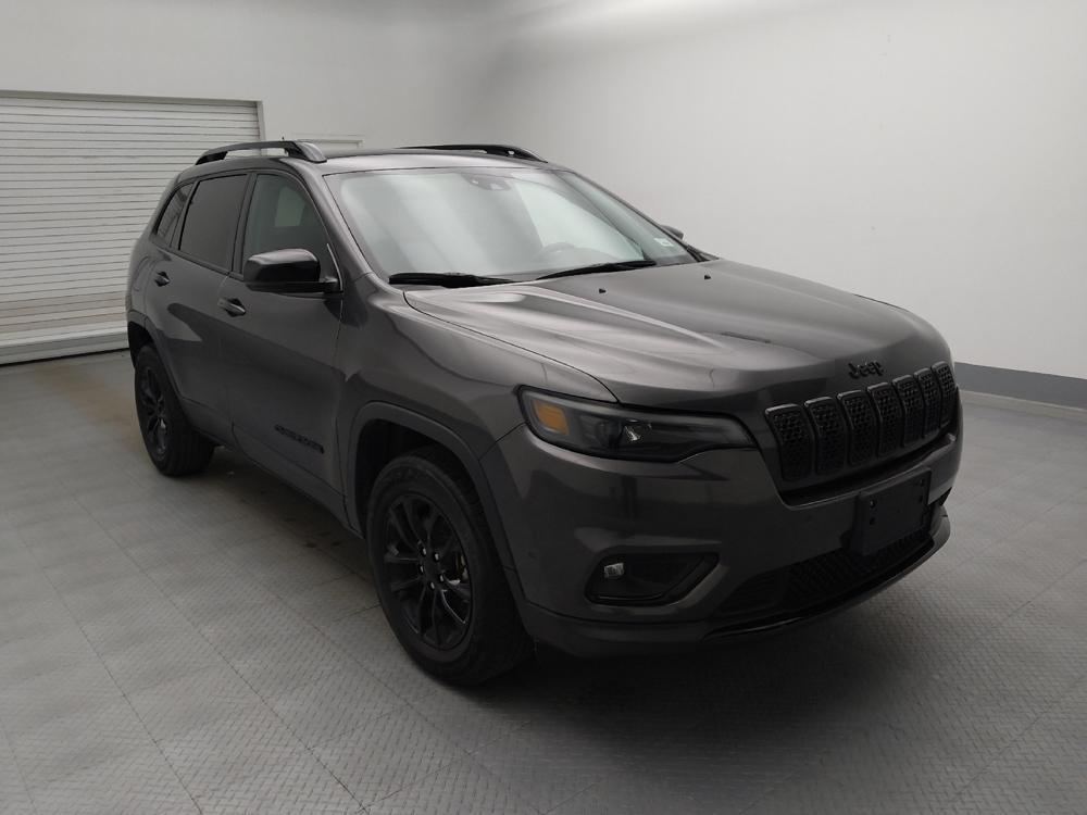 used 2023 Jeep Cherokee car, priced at $25,495