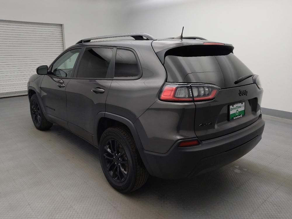 used 2023 Jeep Cherokee car, priced at $25,495