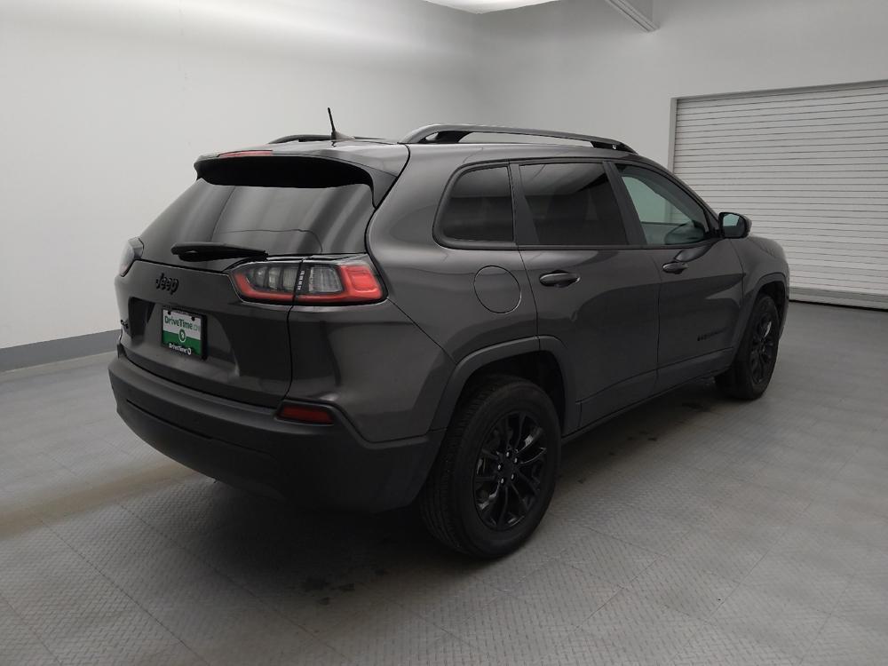 used 2023 Jeep Cherokee car, priced at $25,495