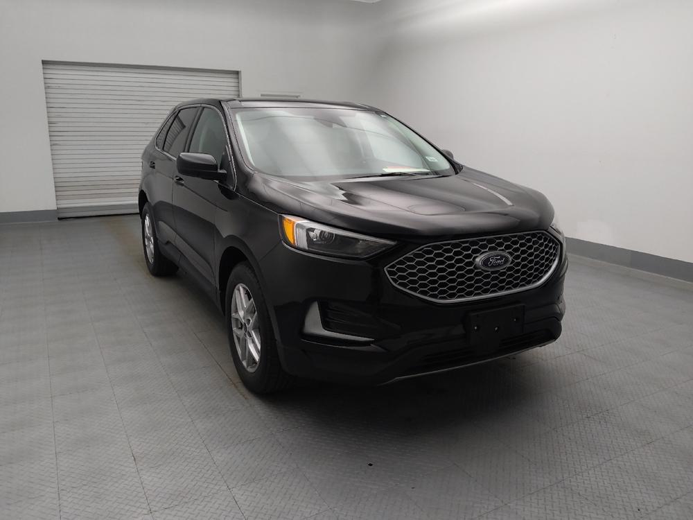 used 2024 Ford Edge car, priced at $26,495