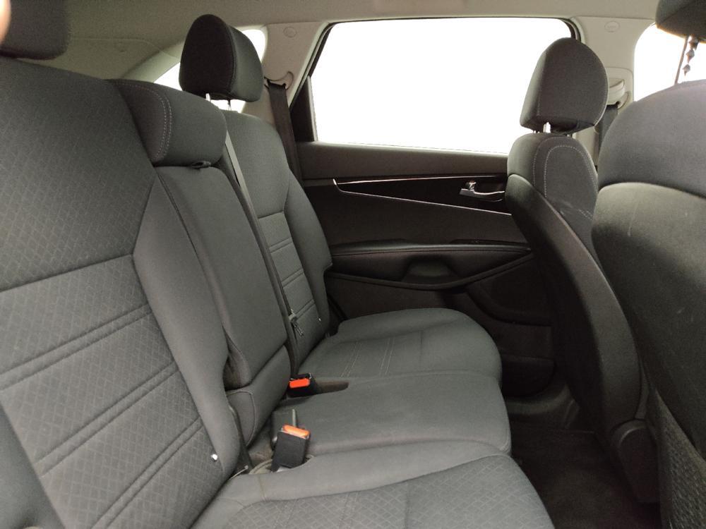 used 2018 Kia Sorento car, priced at $18,395