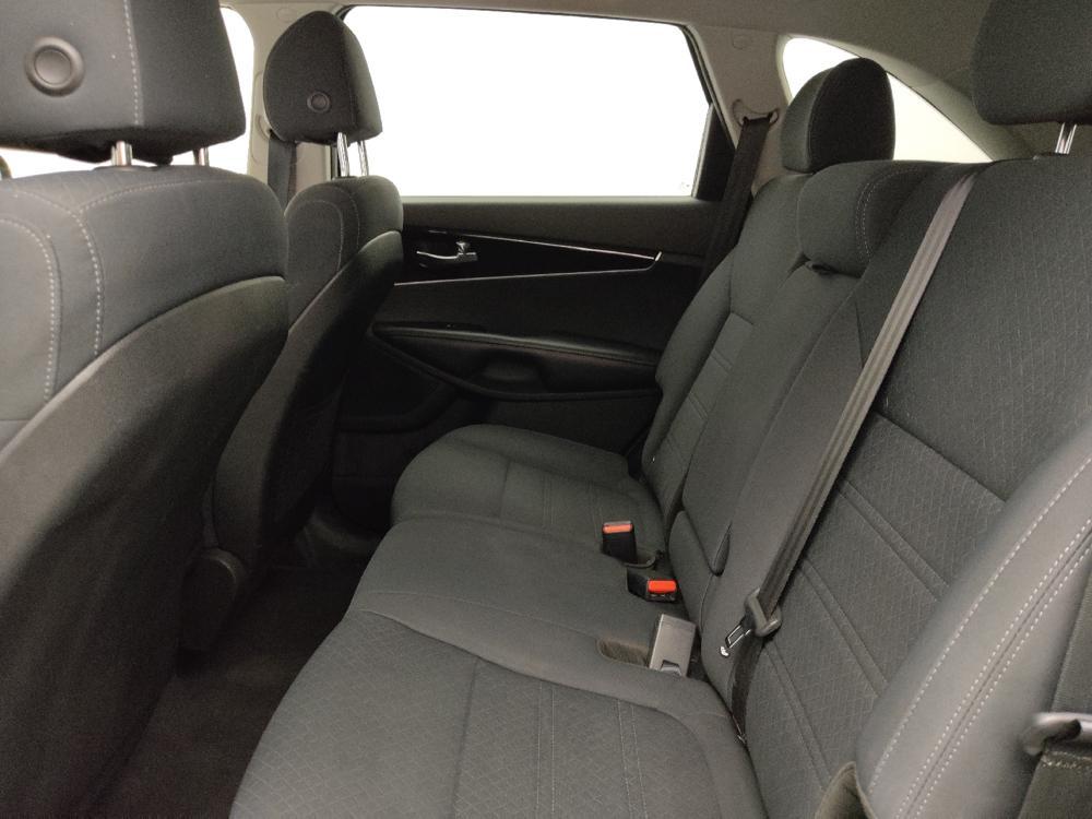 used 2018 Kia Sorento car, priced at $18,395