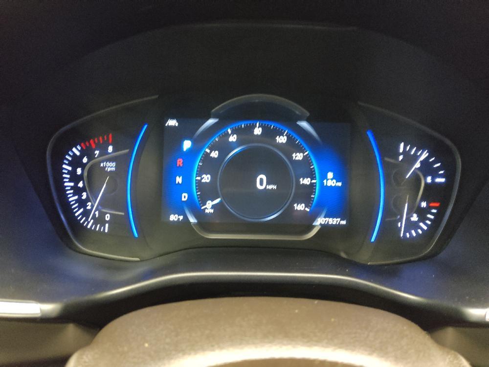 used 2019 Hyundai Santa Fe car, priced at $19,495