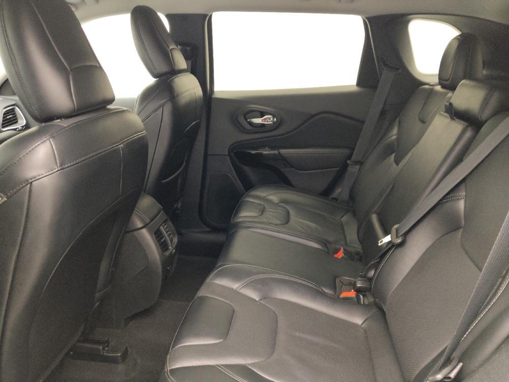used 2023 Jeep Cherokee car, priced at $25,495