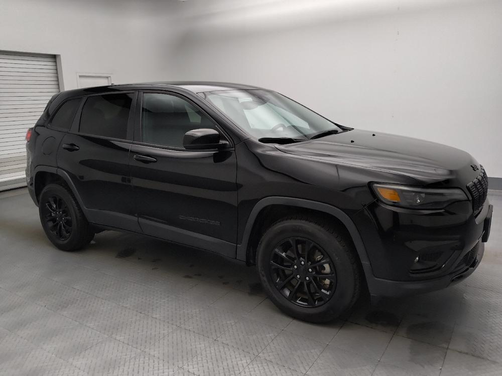 used 2023 Jeep Cherokee car, priced at $25,495