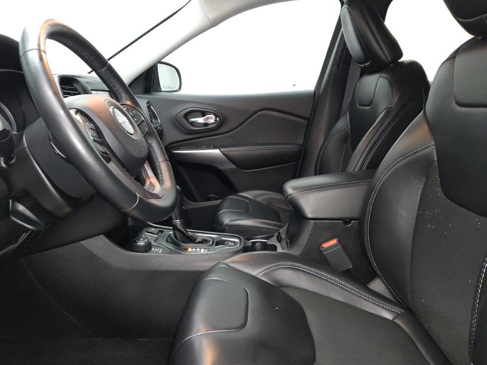 used 2019 Jeep Cherokee car, priced at $20,395