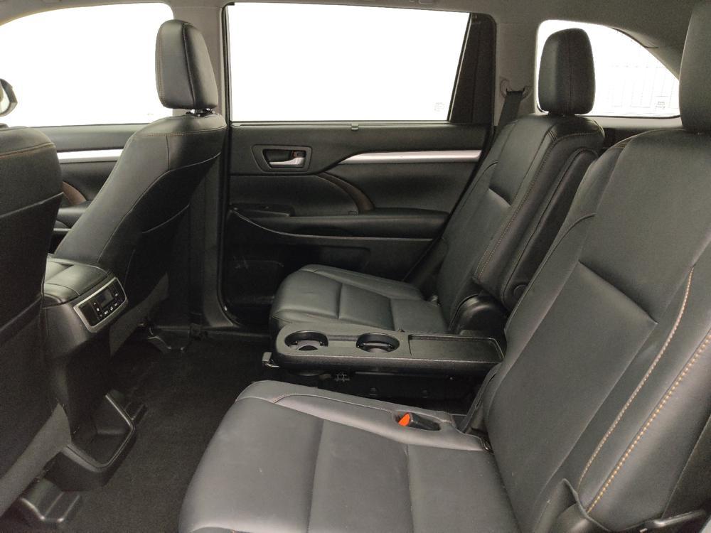 used 2017 Toyota Highlander car, priced at $25,895