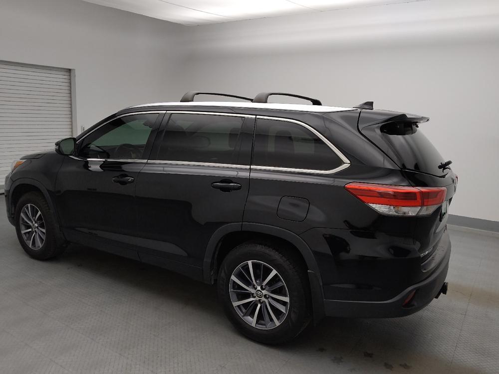 used 2017 Toyota Highlander car, priced at $25,895