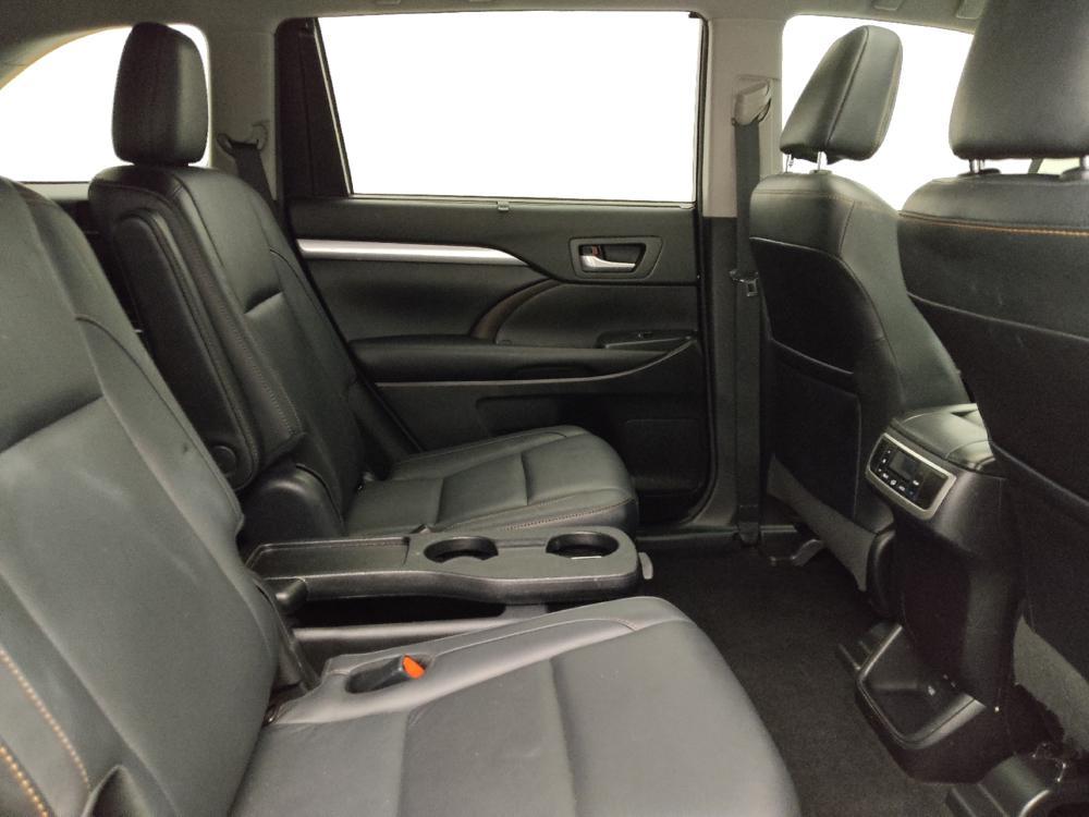 used 2017 Toyota Highlander car, priced at $25,895