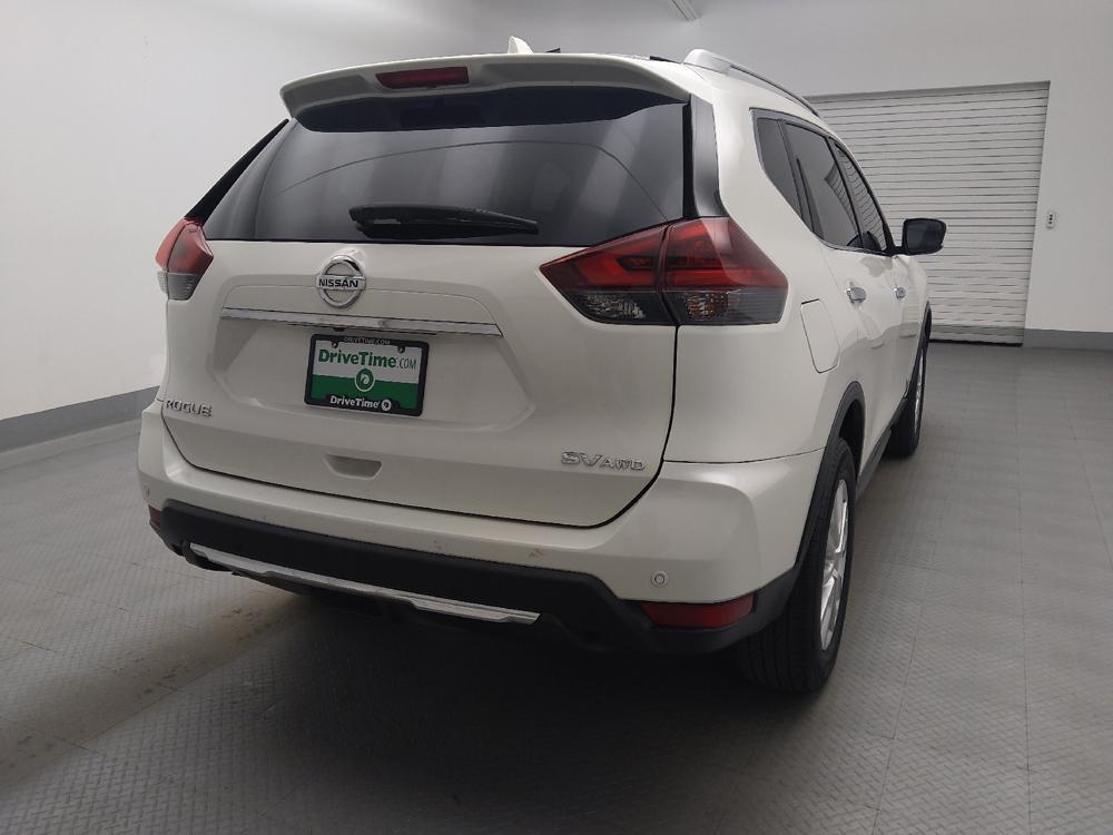 used 2019 Nissan Rogue car, priced at $19,595