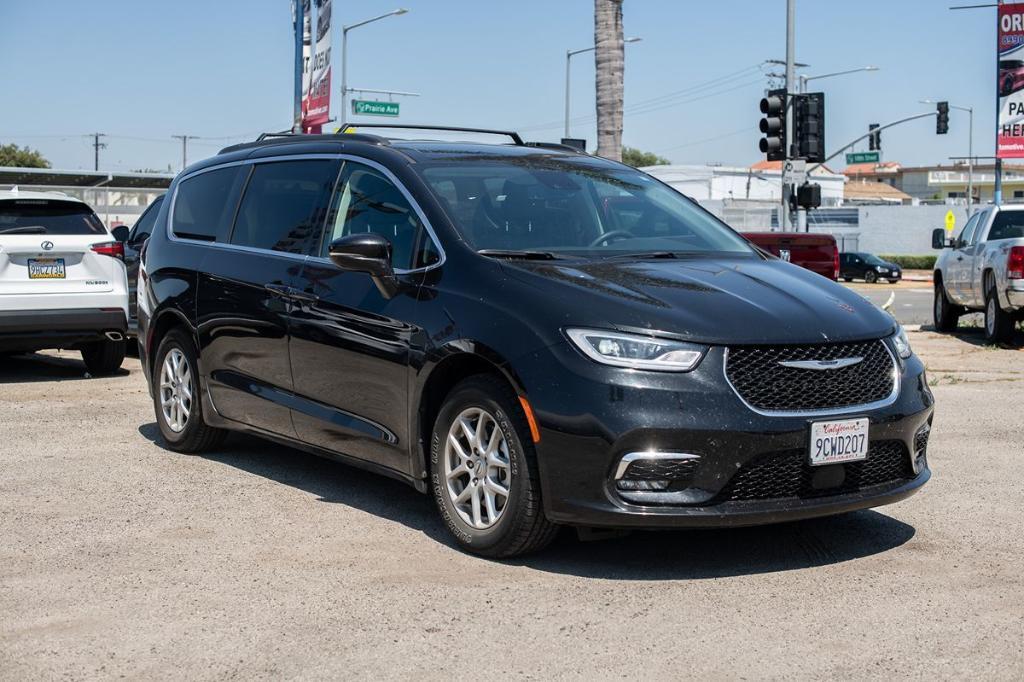 used 2022 Chrysler Pacifica car, priced at $20,715