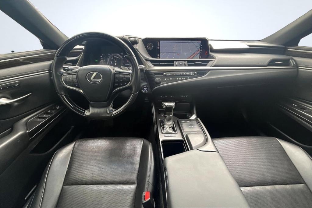 used 2019 Lexus ES 300h car, priced at $25,525