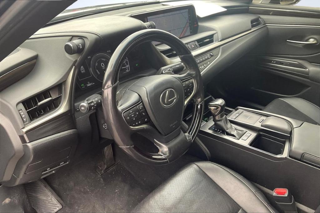 used 2019 Lexus ES 300h car, priced at $25,525