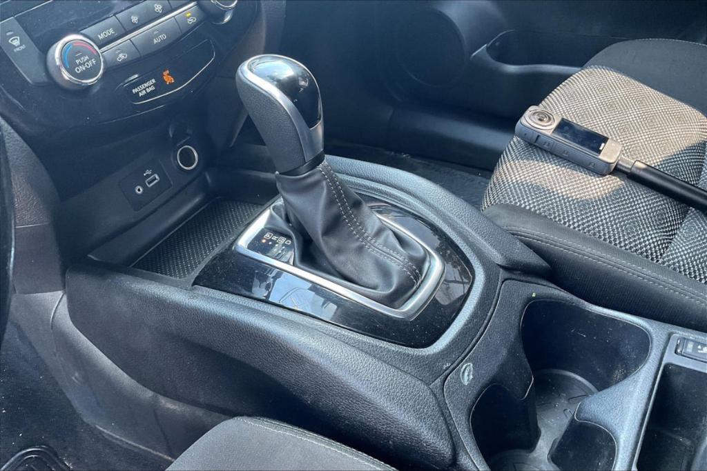 used 2021 Nissan Rogue Sport car, priced at $13,415