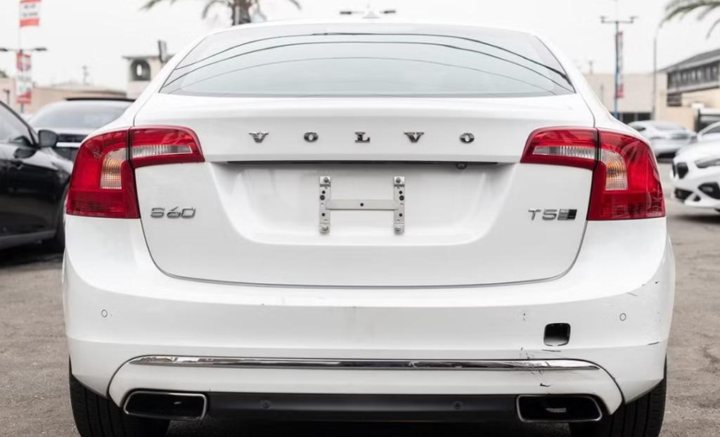 used 2018 Volvo S60 Inscription car, priced at $14,225