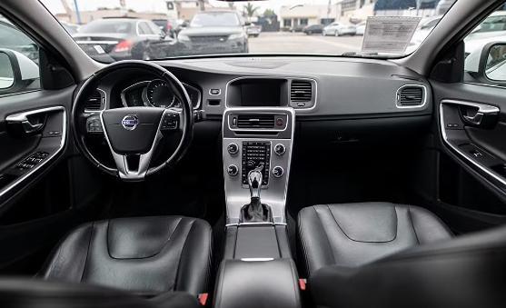 used 2018 Volvo S60 Inscription car, priced at $14,225