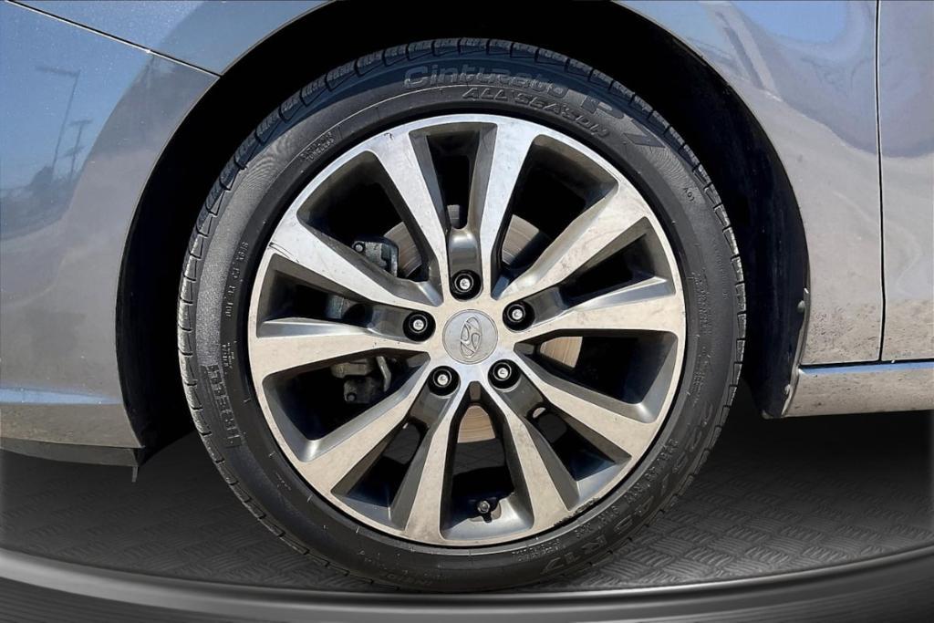 used 2018 Hyundai Elantra GT car, priced at $11,115