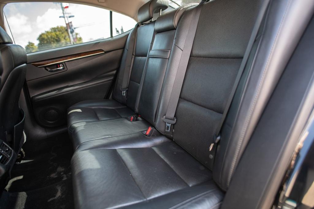 used 2015 Lexus ES 350 car, priced at $16,895