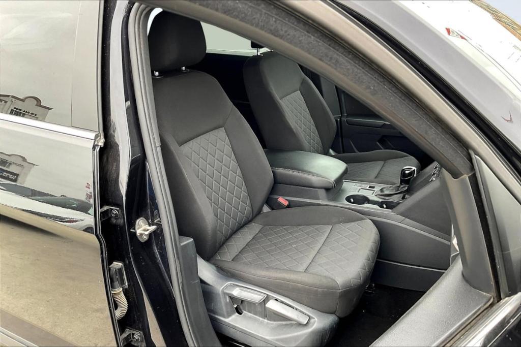 used 2020 Volkswagen Atlas Cross Sport car, priced at $18,935