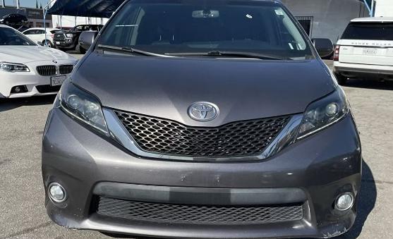 used 2015 Toyota Sienna car, priced at $22,045