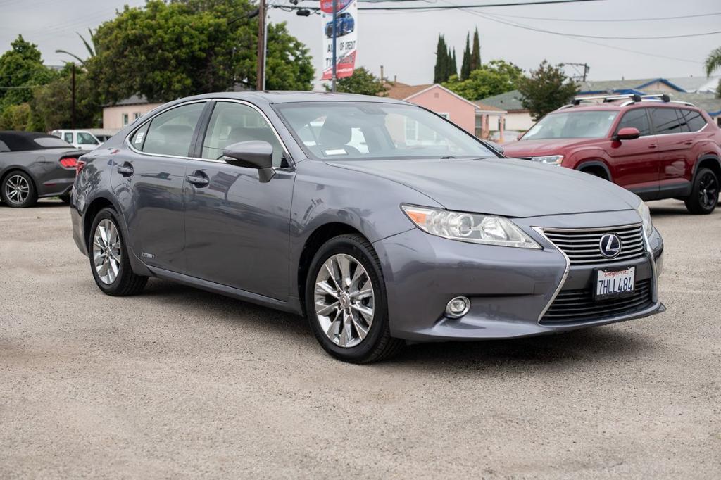 used 2014 Lexus ES 300h car, priced at $16,195