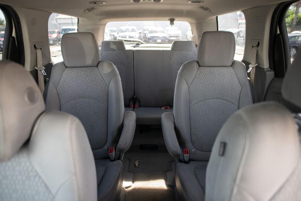used 2015 GMC Acadia car, priced at $7,995