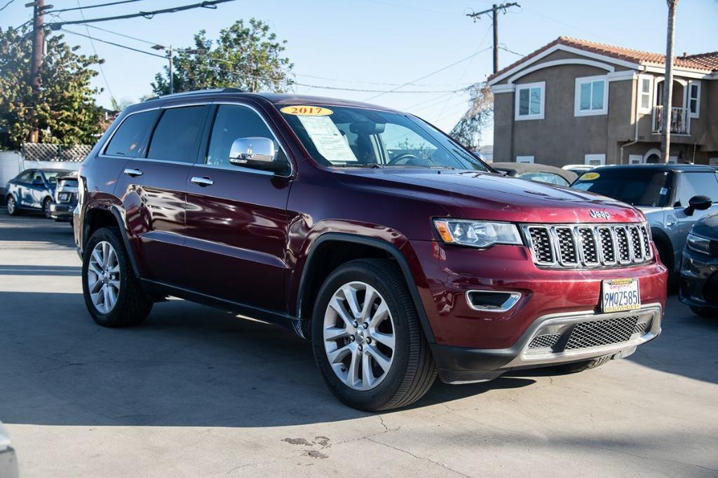 used 2017 Jeep Grand Cherokee car, priced at $17,455