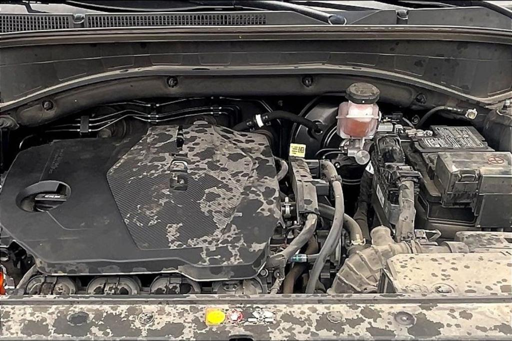 used 2023 Hyundai Santa Fe car, priced at $19,070