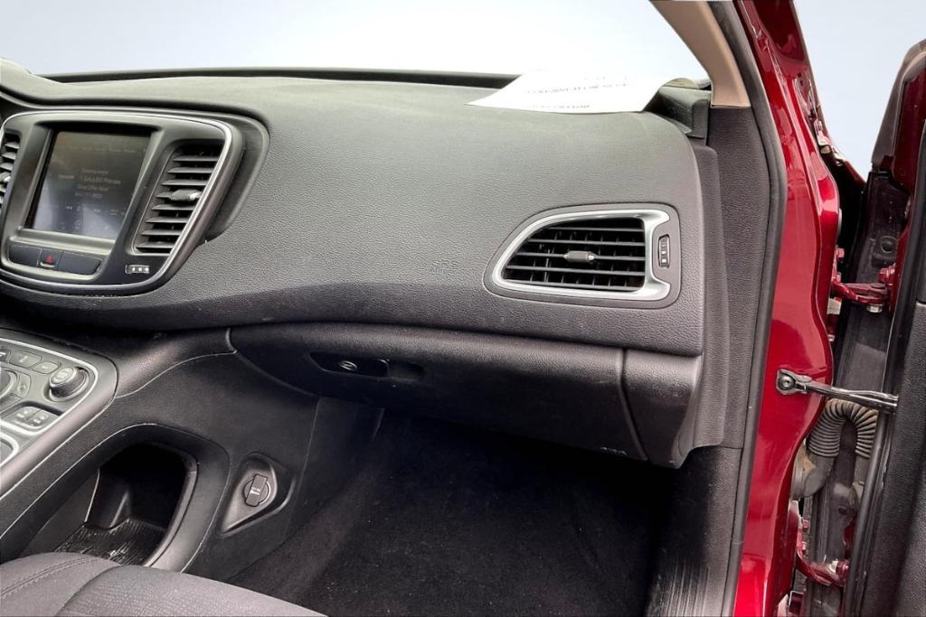 used 2015 Chrysler 200 car, priced at $3,335