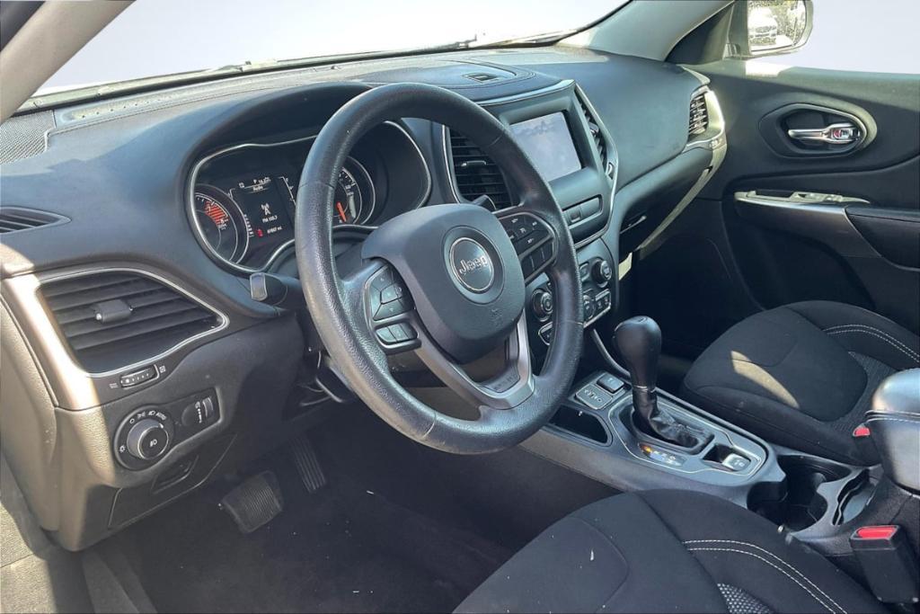 used 2019 Jeep Cherokee car, priced at $14,555