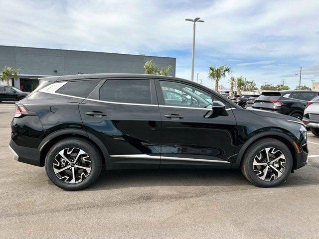 new 2025 Kia Sportage car, priced at $30,840