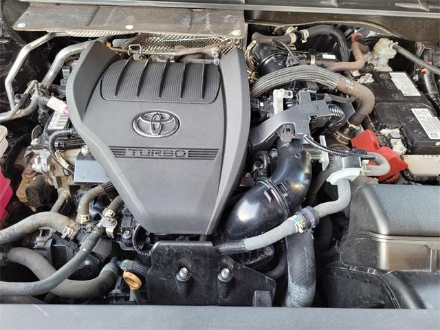 used 2023 Toyota Highlander car, priced at $32,800