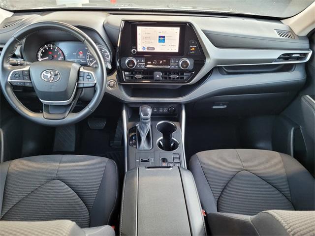 used 2023 Toyota Highlander car, priced at $32,800