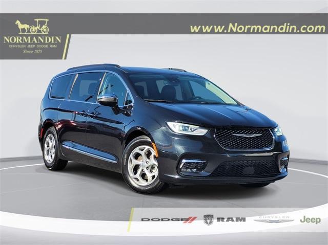 used 2022 Chrysler Pacifica car, priced at $28,998