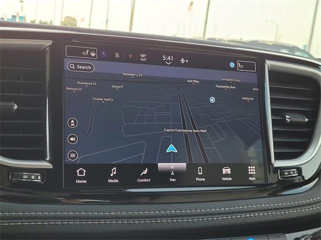 used 2021 Chrysler Pacifica Hybrid car, priced at $25,500