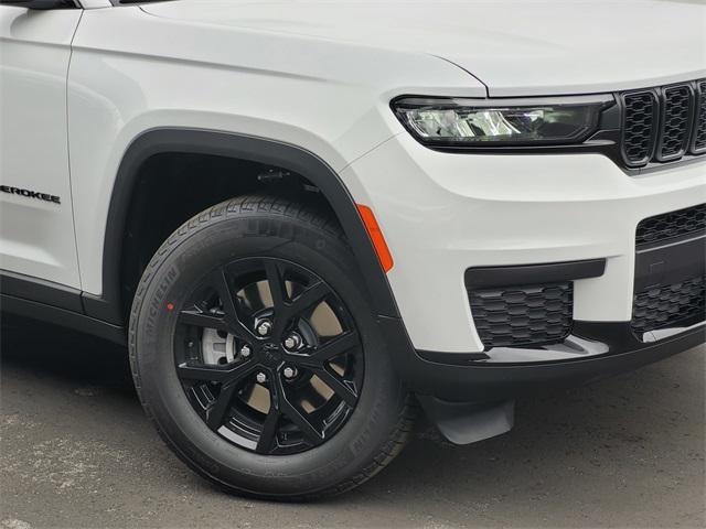 new 2025 Jeep Grand Cherokee L car