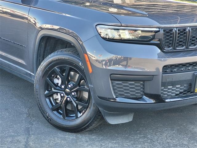 used 2024 Jeep Grand Cherokee L car, priced at $27,800