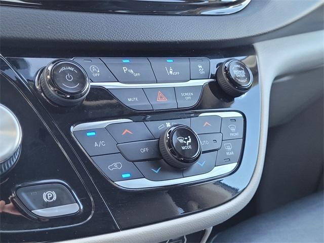 used 2022 Chrysler Pacifica car, priced at $19,500
