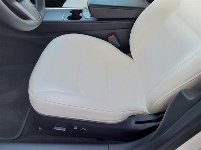 used 2022 Tesla Model 3 car, priced at $31,995