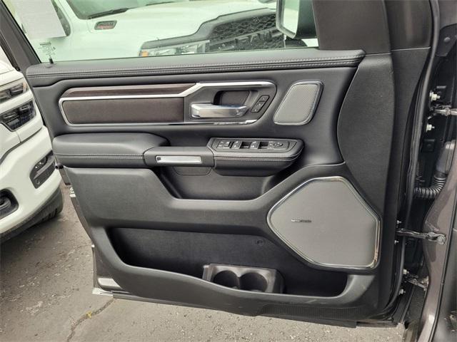 new 2025 Ram 1500 car