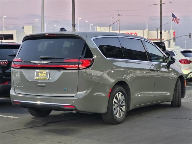 used 2023 Chrysler Pacifica Hybrid car, priced at $26,500