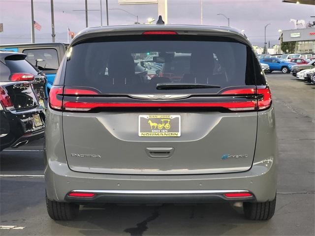 used 2023 Chrysler Pacifica Hybrid car, priced at $26,500